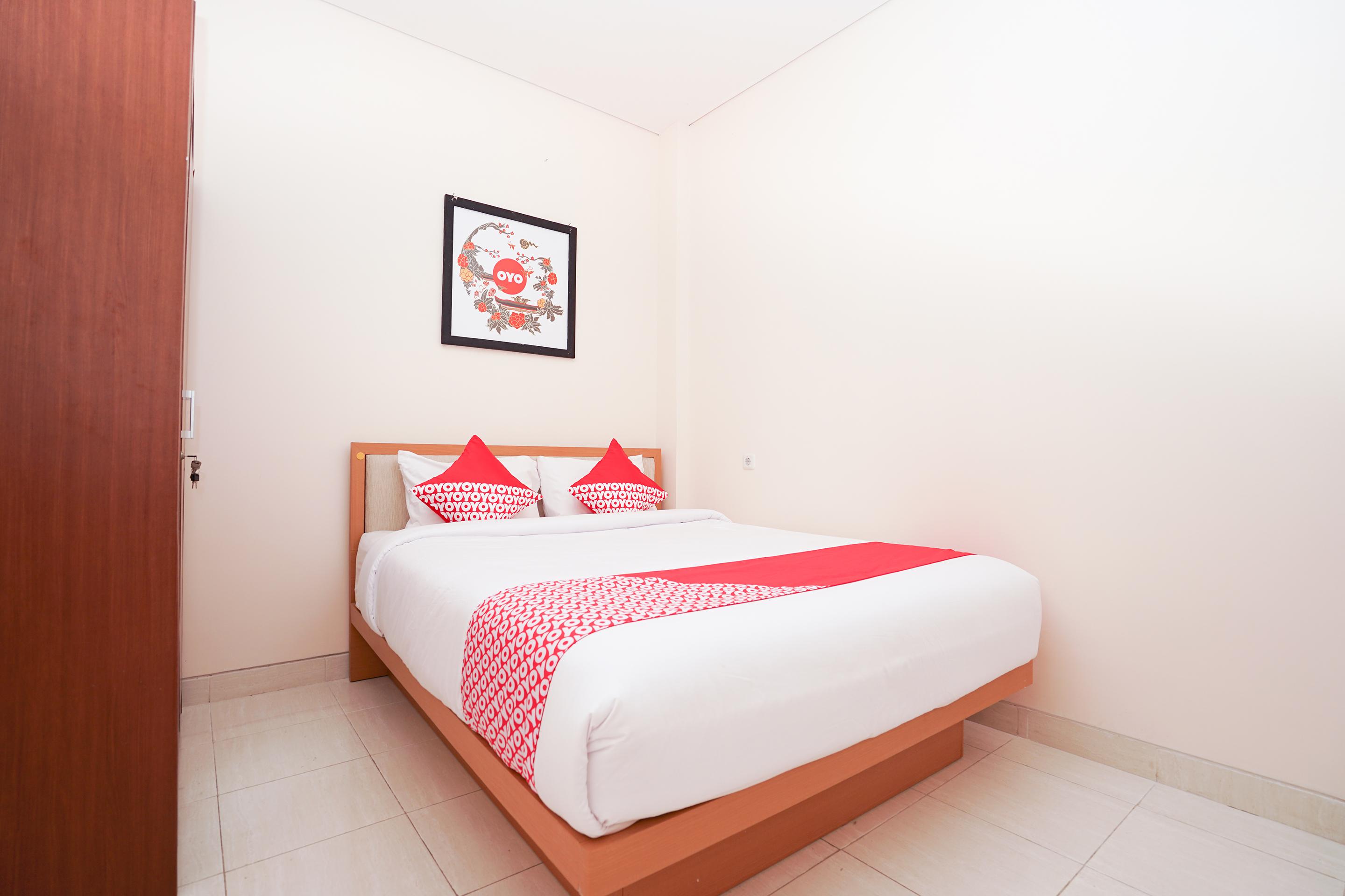 Oyo 782 Menjangan Residence At Citraland 1 Surabaya Exterior foto